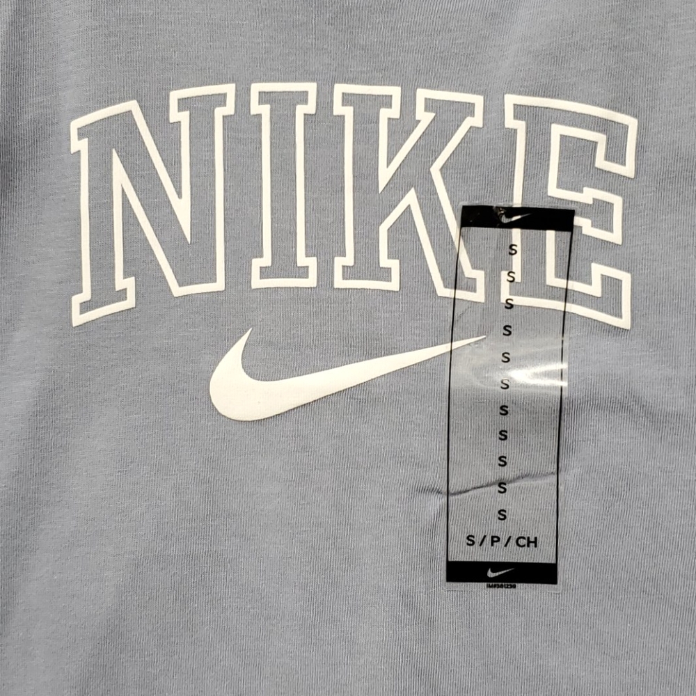 🆕️ Nike Racerback Tank - Picture 3 of 7